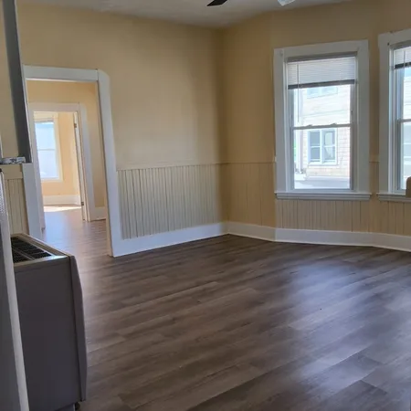 $1,475 | 98 County Street, Unit B2N, Fall River, MA 02723