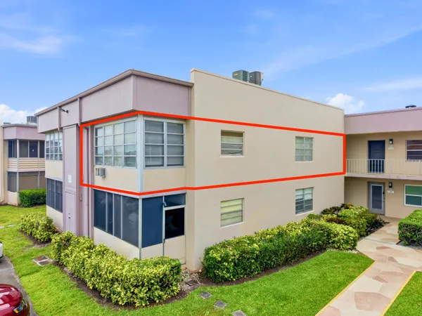 $1,400 | 801 Flanders Q, Delray Beach, FL 33484