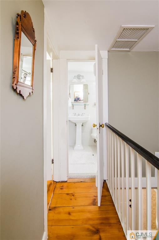 168 Plainsboro Road Cranbury, NJ 08512 - Photo 17 of 25 a view of walk in closet