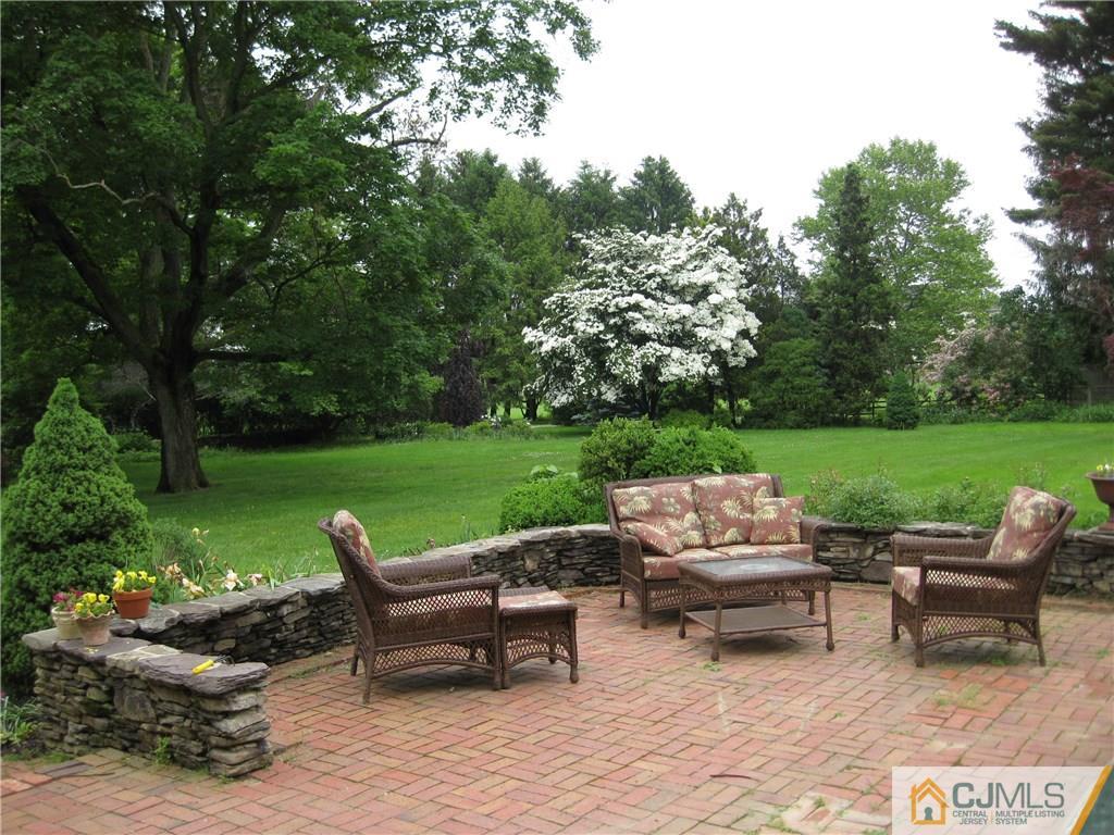 168 Plainsboro Road Cranbury, NJ 08512 - Photo 25 of 25 a view of a patio with a patio