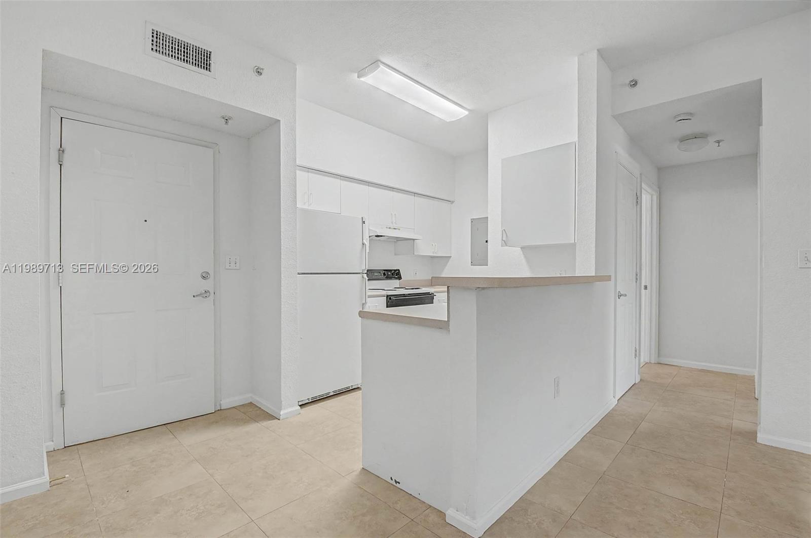 7000 Southwest 80th Street, Unit 210 Miami, FL 33143 - Photo 6 of 19