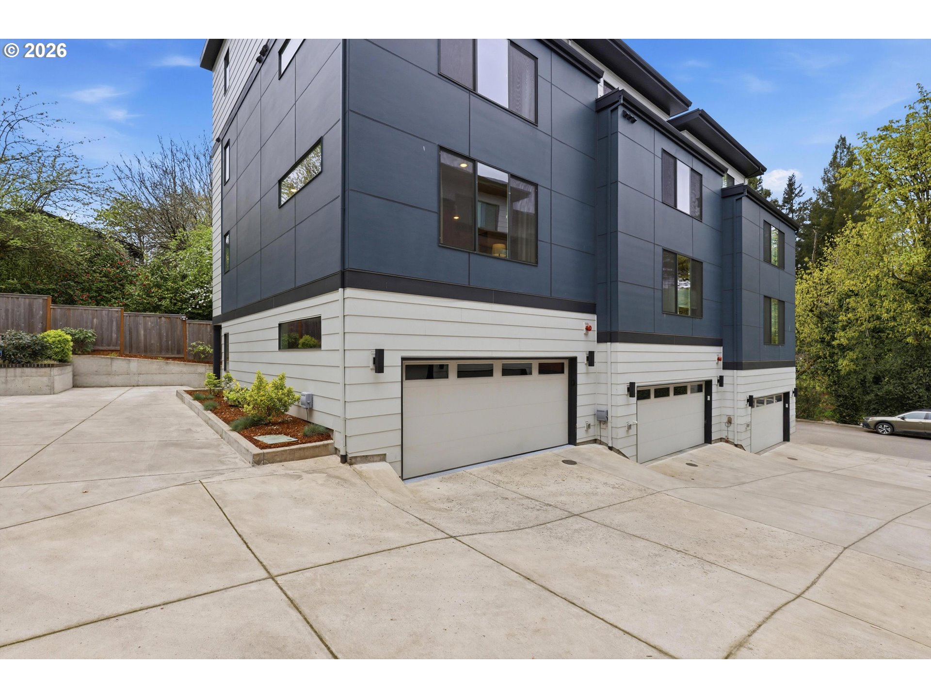 3098 Southwest Pendleton Street Portland, OR 97239 - Photo 2 of 41 Gallery Image 2