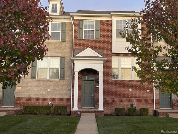 $2,375 | 44525 Gwinnett Loop, Novi, MI 48377