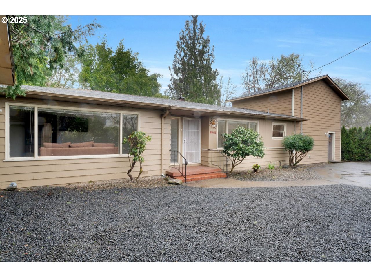 1541 Buckhorn Road Roseburg, OR 97470 - Photo 2 of 37 Gallery Image 2