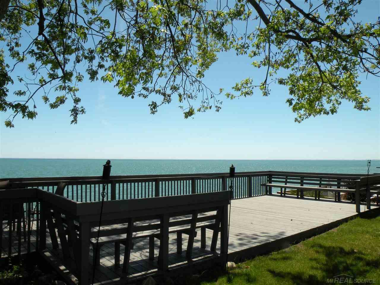8747 Lakeshore Road Lexington, MI 48450 - Photo 11 of 36 50013279-10.JPG