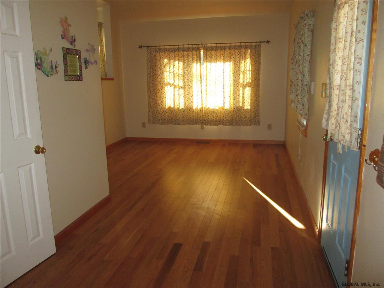 46 Continental Road Rotterdam, NY 12306 - Photo 4 of 23 Photo 4