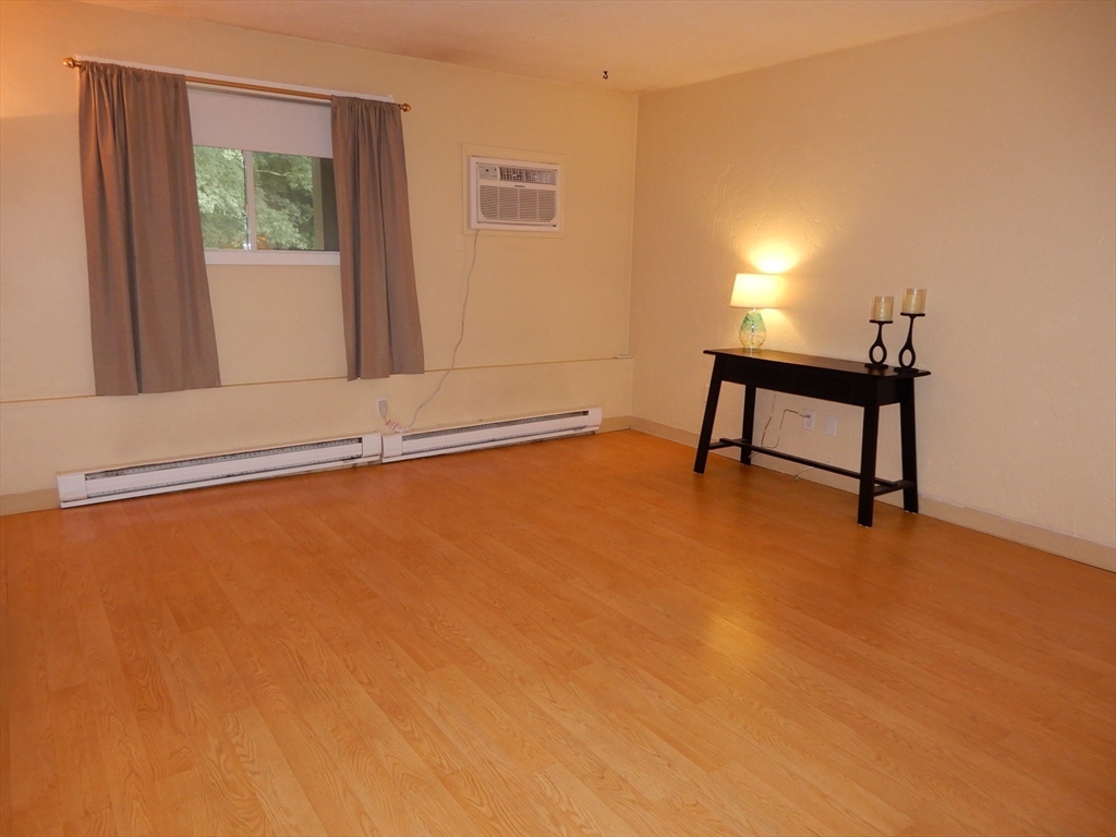 23 Erick Road, Unit 2 Mansfield, MA 02048 - Photo 3 of 22