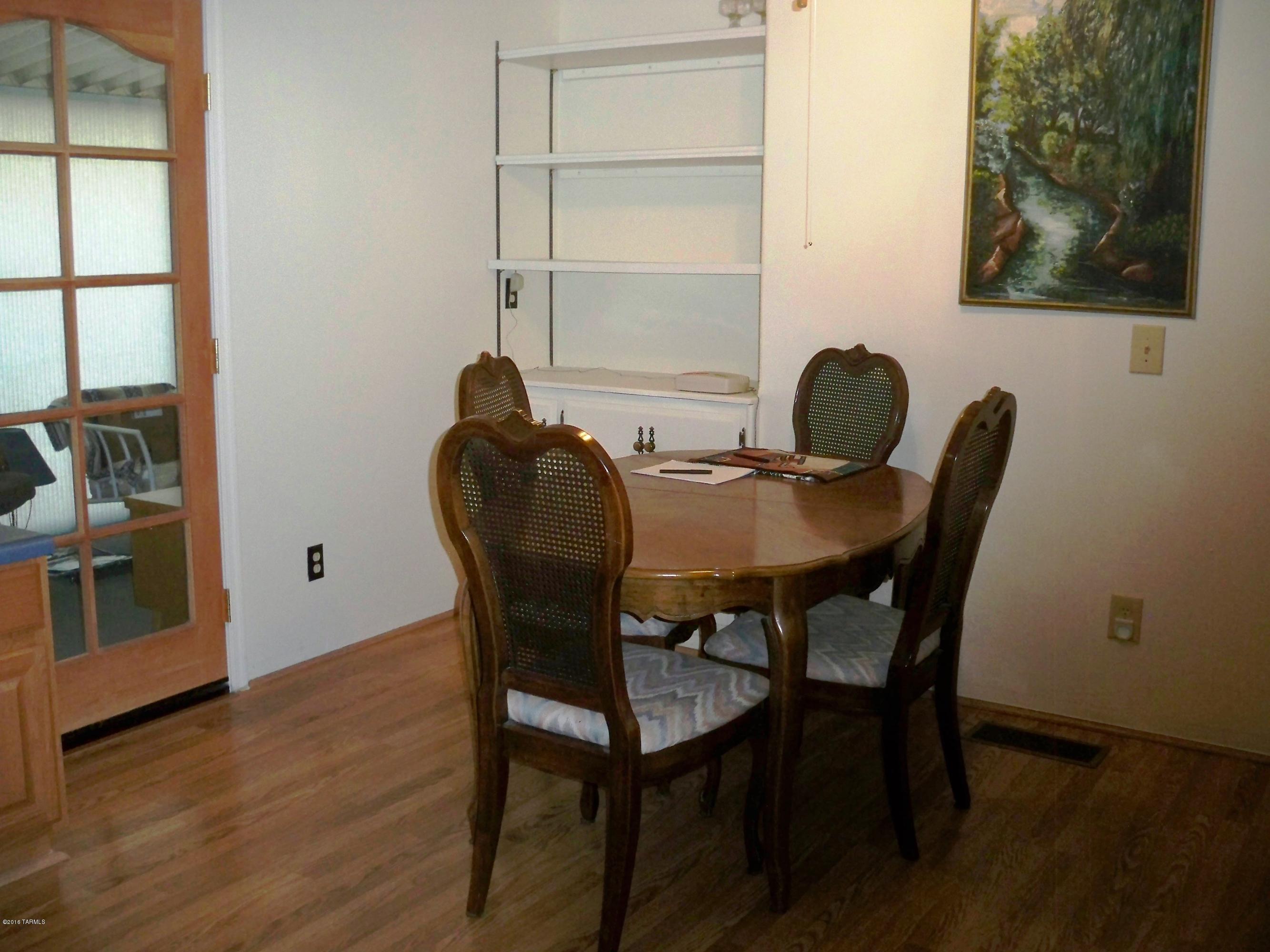 5904 West Rafter Cir Street Tucson, AZ 85713 - Photo 6 of 18 Gallery Image 6