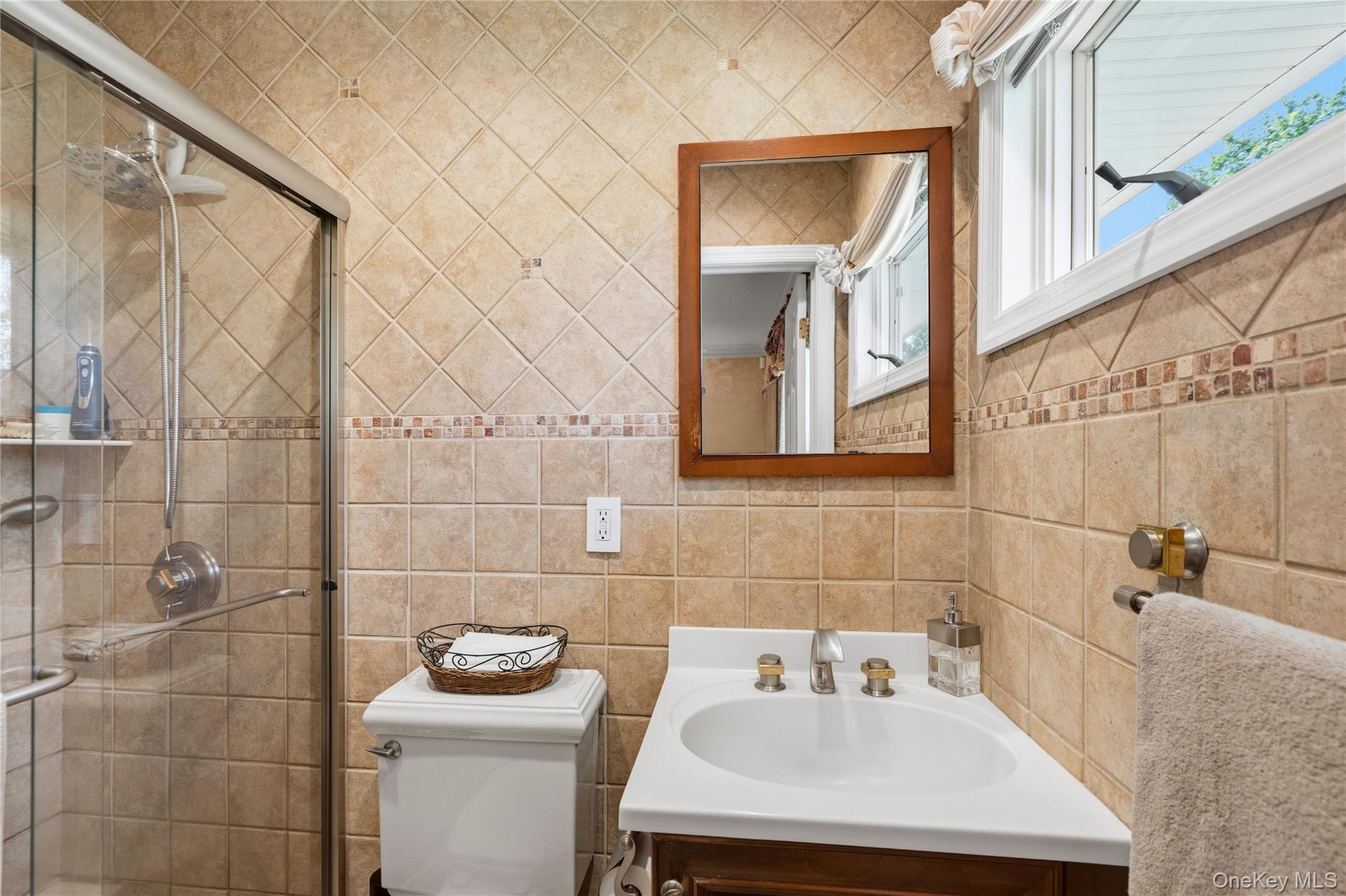 20 High Ridge Road Plainview, NY 11803 - Photo 24 of 35 Gallery Image 24
