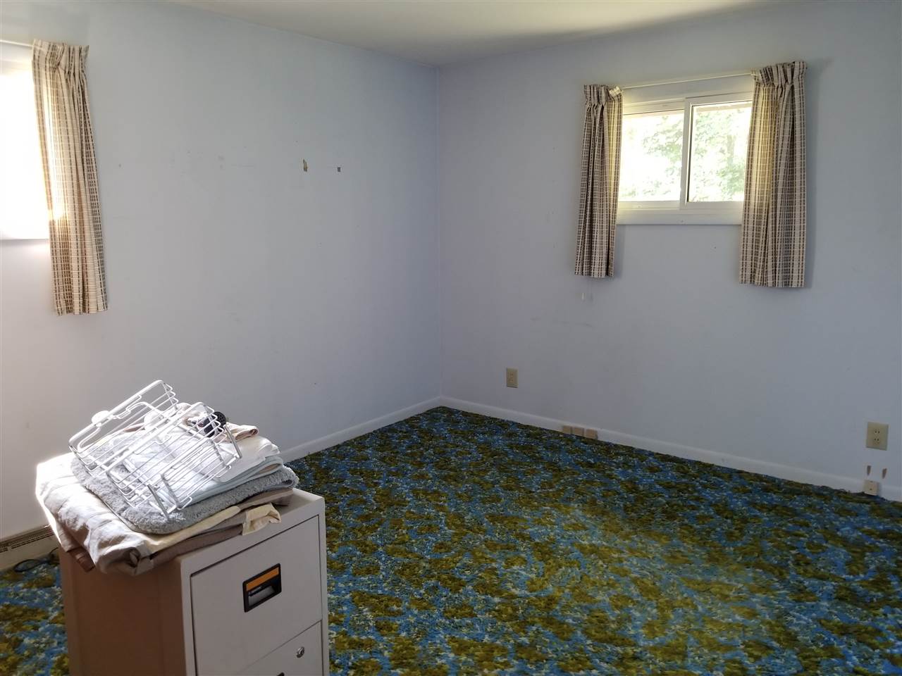 2571 Vandekarr Road Owosso, MI 48867 - Photo 22 of 32 View of the first Bedroom