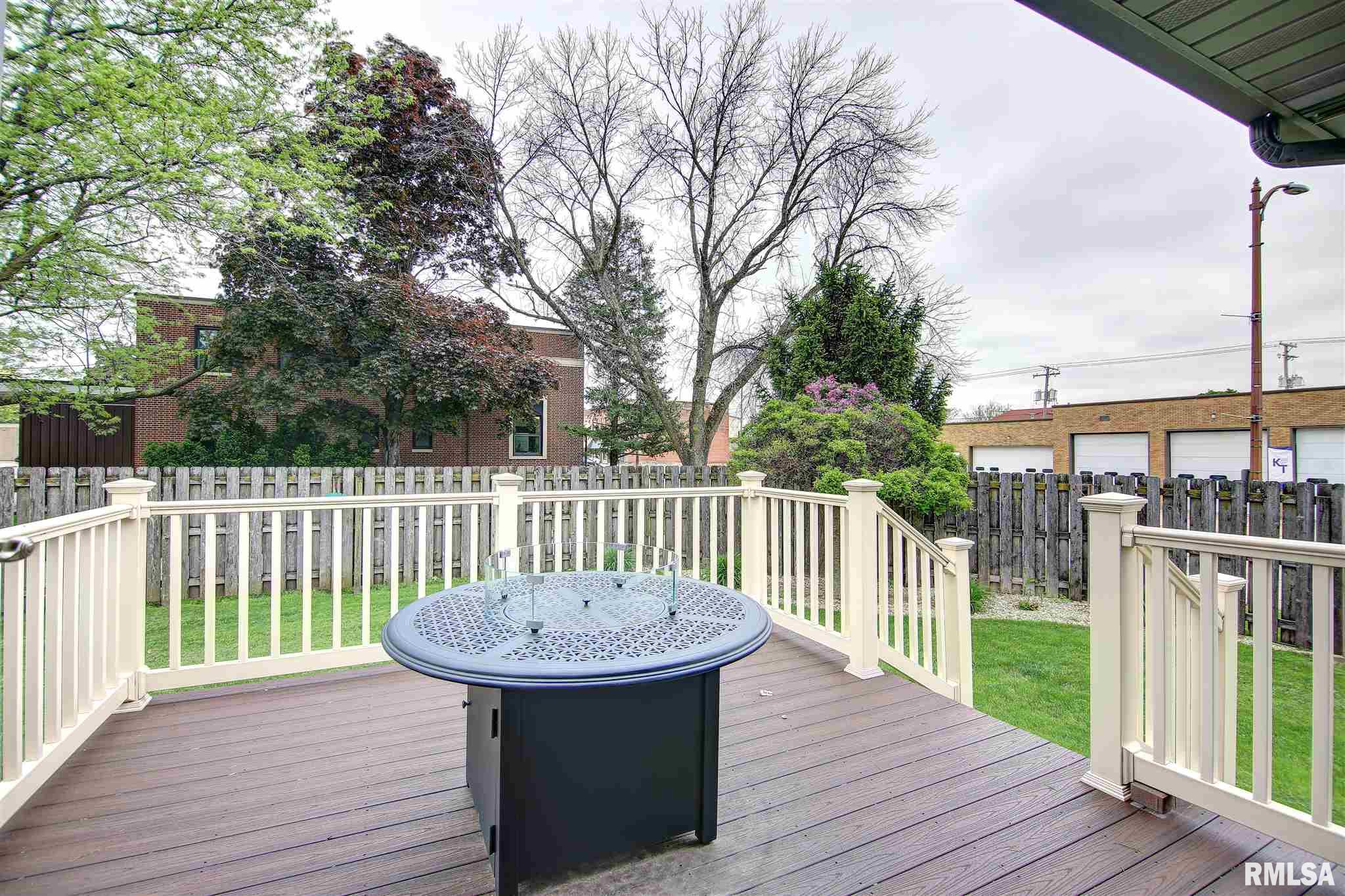 402 9th Avenue Fulton, IL 61252 - Photo 17 of 24 Gallery Image 17
