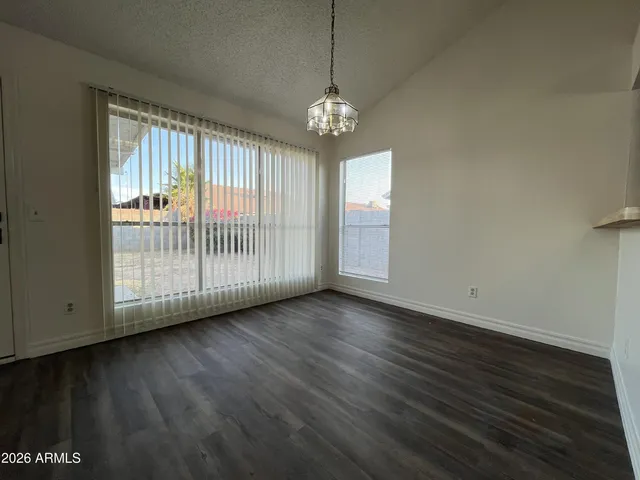 $1,695 | 7119 West McLellan Road, Glendale, AZ 85303