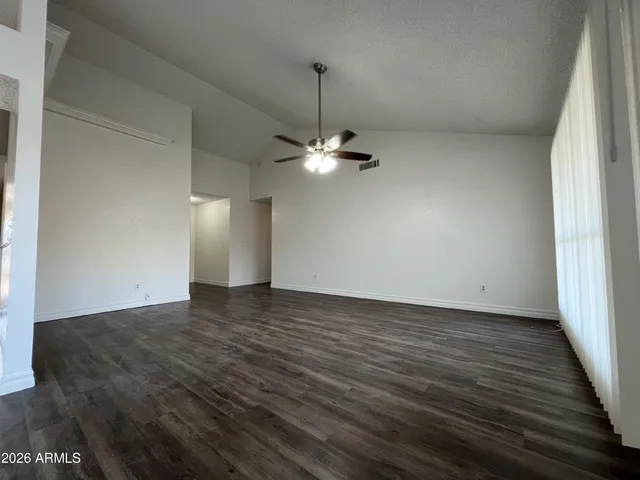 $1,695 | 7119 West McLellan Road, Glendale, AZ 85303