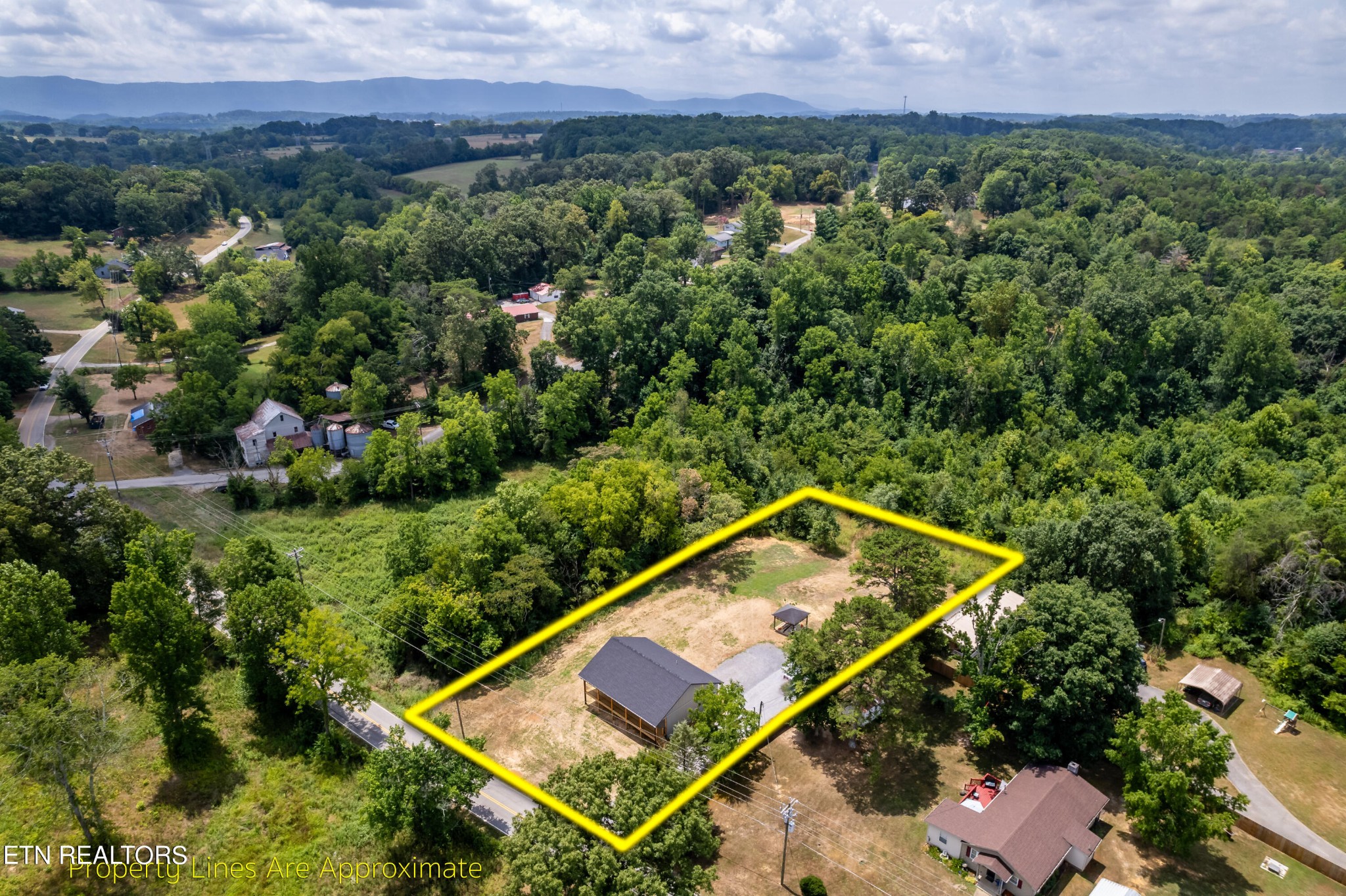 417 Clover Hill Road Maryville, TN 37801 - Photo 34 of 39 Gallery Image 34