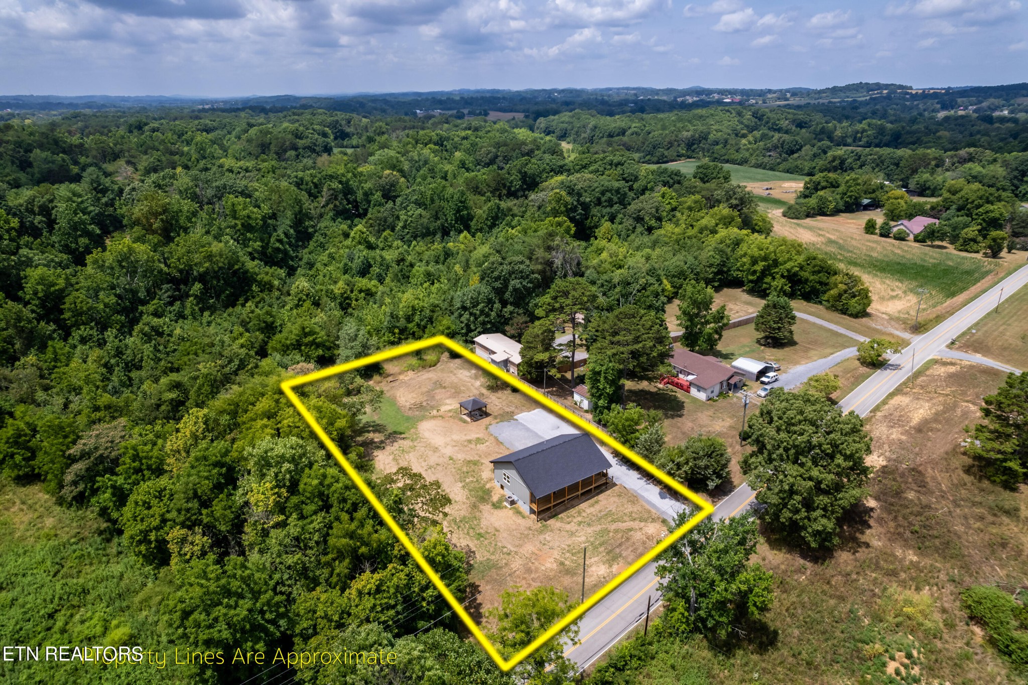 417 Clover Hill Road Maryville, TN 37801 - Photo 37 of 39 Gallery Image 37