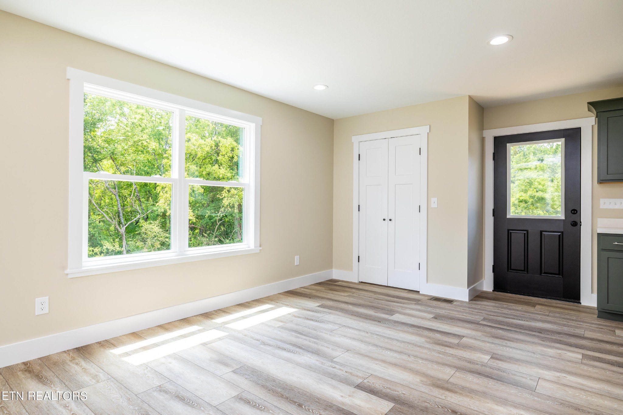 417 Clover Hill Road Maryville, TN 37801 - Photo 5 of 39 Gallery Image 5