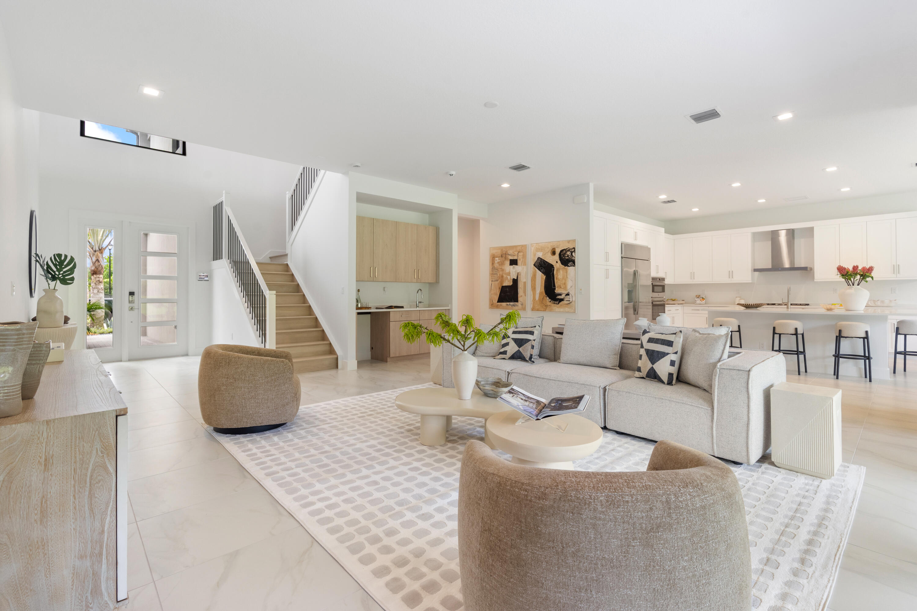 21054 Violet Flds Way Boca Raton, FL 33434 - Photo 6 of 50 Living Room