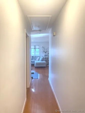 $2,400 | 157 Kings Highway, Unit L, Milford, CT 06460