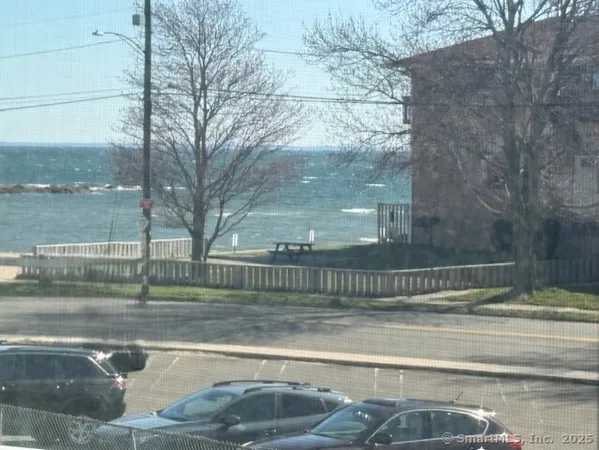 $2,400 | 157 Kings Highway, Unit L, Milford, CT 06460