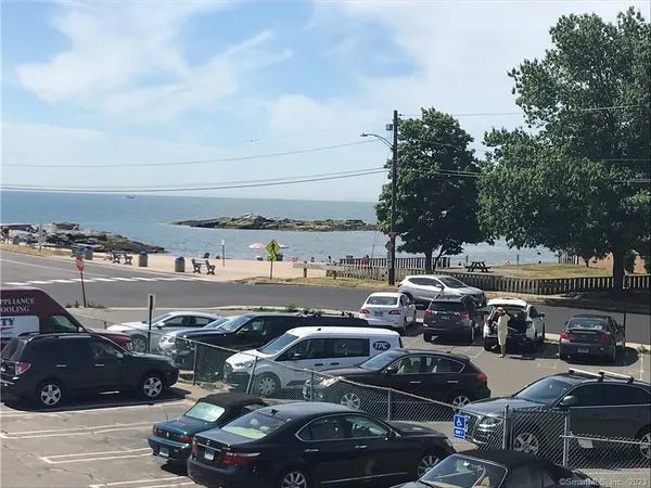 $2,400 | 157 Kings Highway, Unit L, Milford, CT 06460