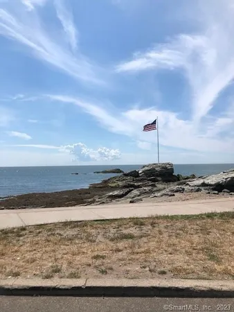 $2,400 | 157 Kings Highway, Unit L, Milford, CT 06460