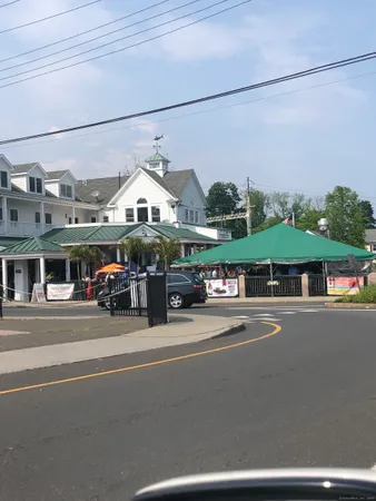 $2,400 | 157 Kings Highway, Unit L, Milford, CT 06460