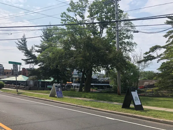 $2,400 | 157 Kings Highway, Unit L, Milford, CT 06460