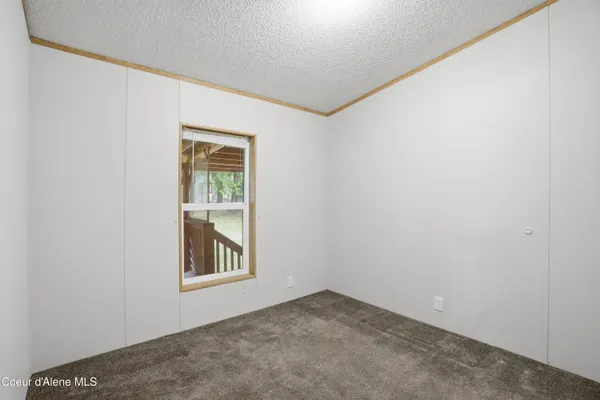 $400,000 | 7562 West Spirit Lake Road, Unit 10, Spirit Lake, ID 83869