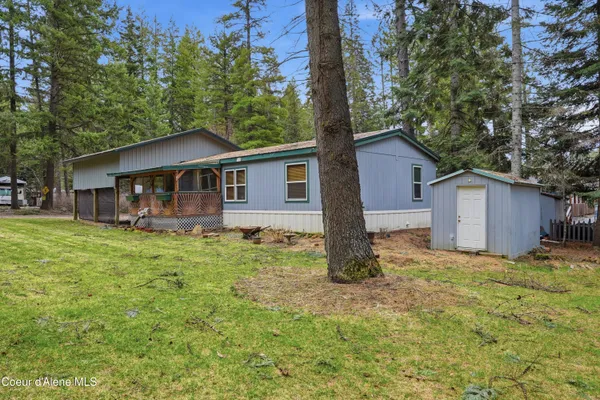 $400,000 | 7562 West Spirit Lake Road, Unit 10, Spirit Lake, ID 83869