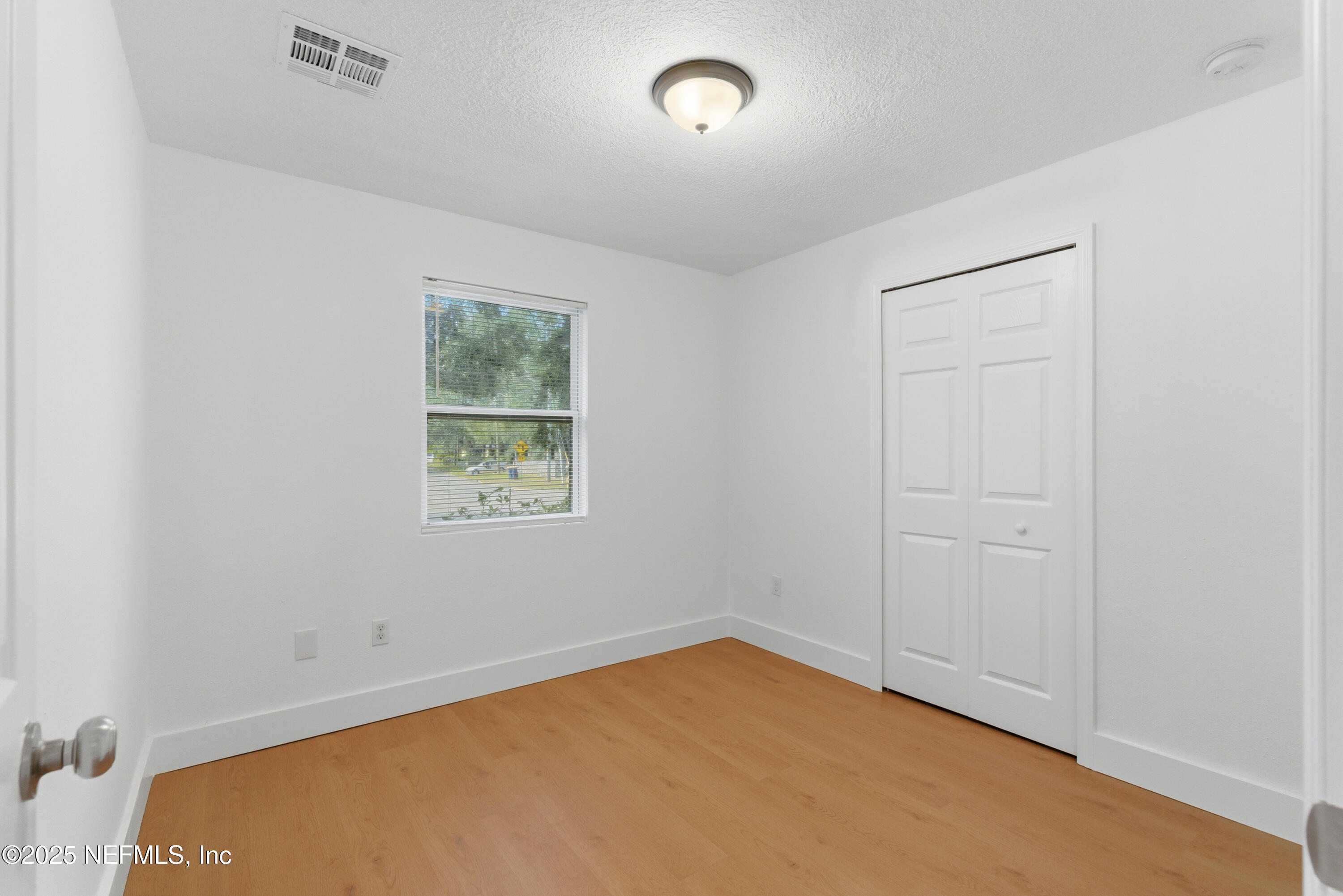 5557 Cleveland Road Jacksonville, FL 32209 - Photo 14 of 21 HomePrimeMedia-15 (2)