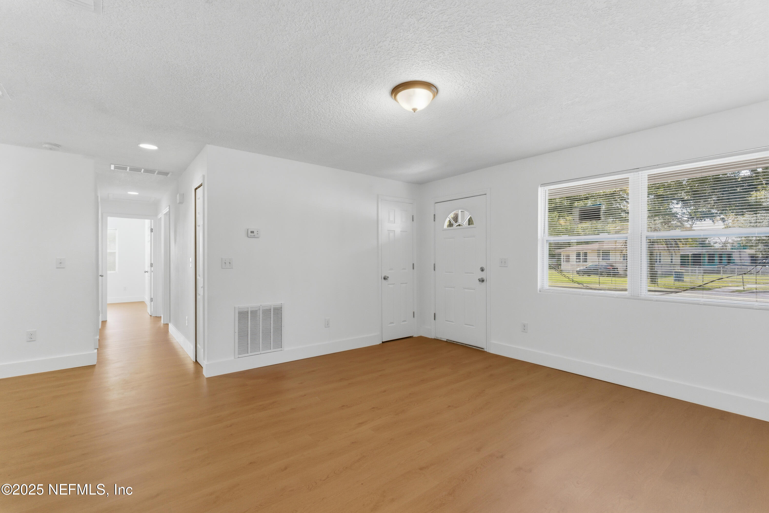 5557 Cleveland Road Jacksonville, FL 32209 - Photo 6 of 21 HomePrimeMedia-06 (2)