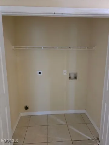 $1,600 | 127 Ivan Avenue South, Lehigh Acres, FL 33973