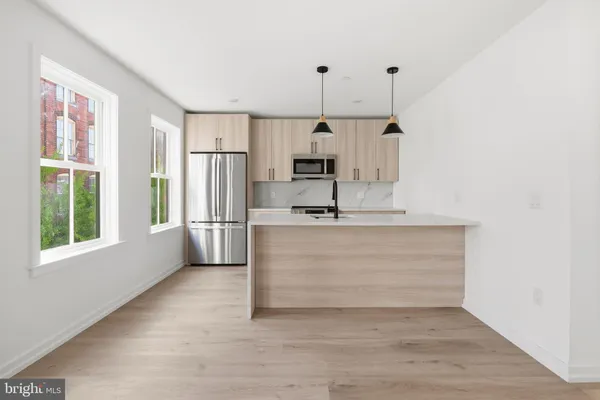 $3,375 | 209 New Street, Unit 5G, Philadelphia, PA 19106