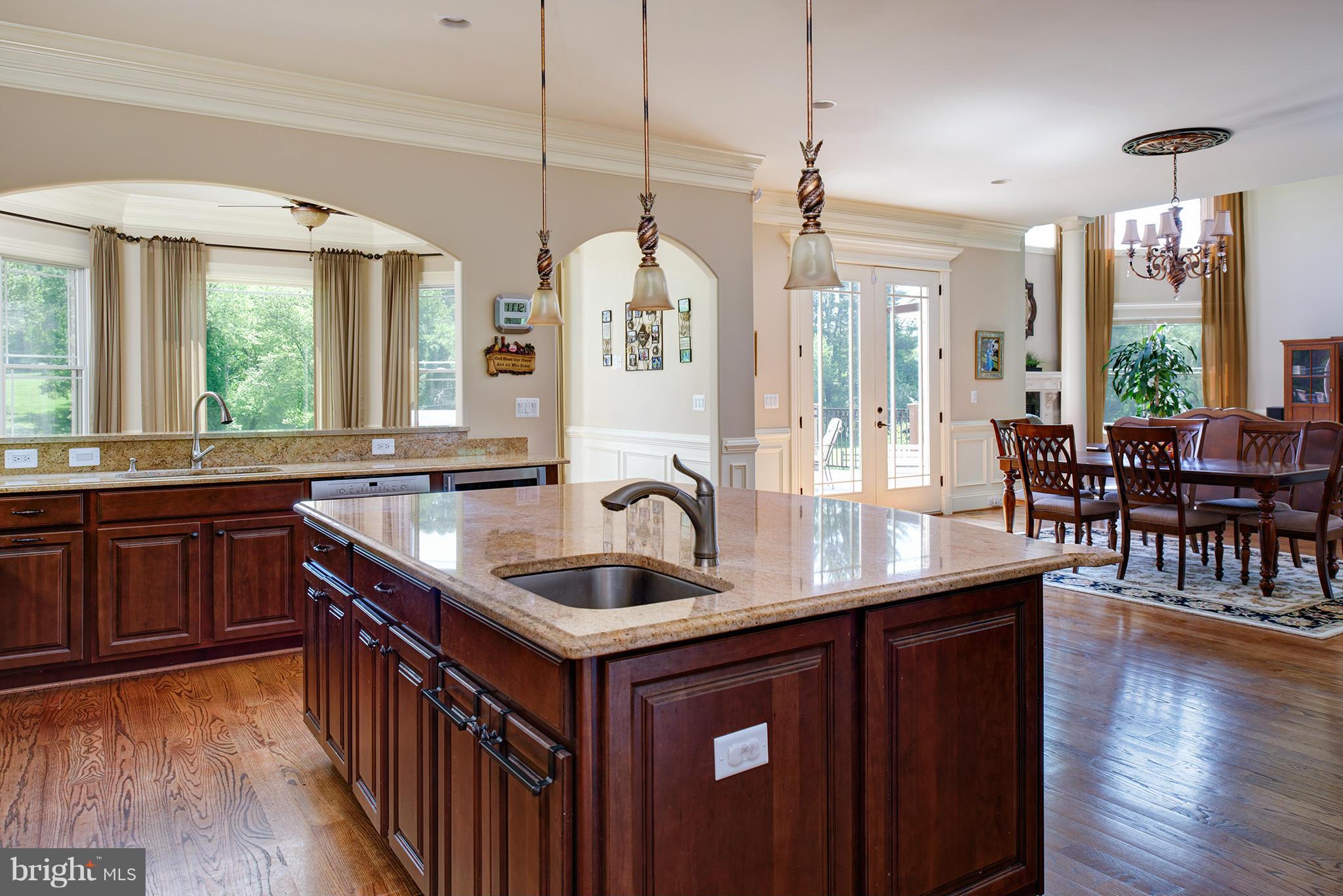 835 Walker Road Great Falls, VA 22066 - Photo 14 of 30 Kitchen is adjacent to Breakfast area and sunroom