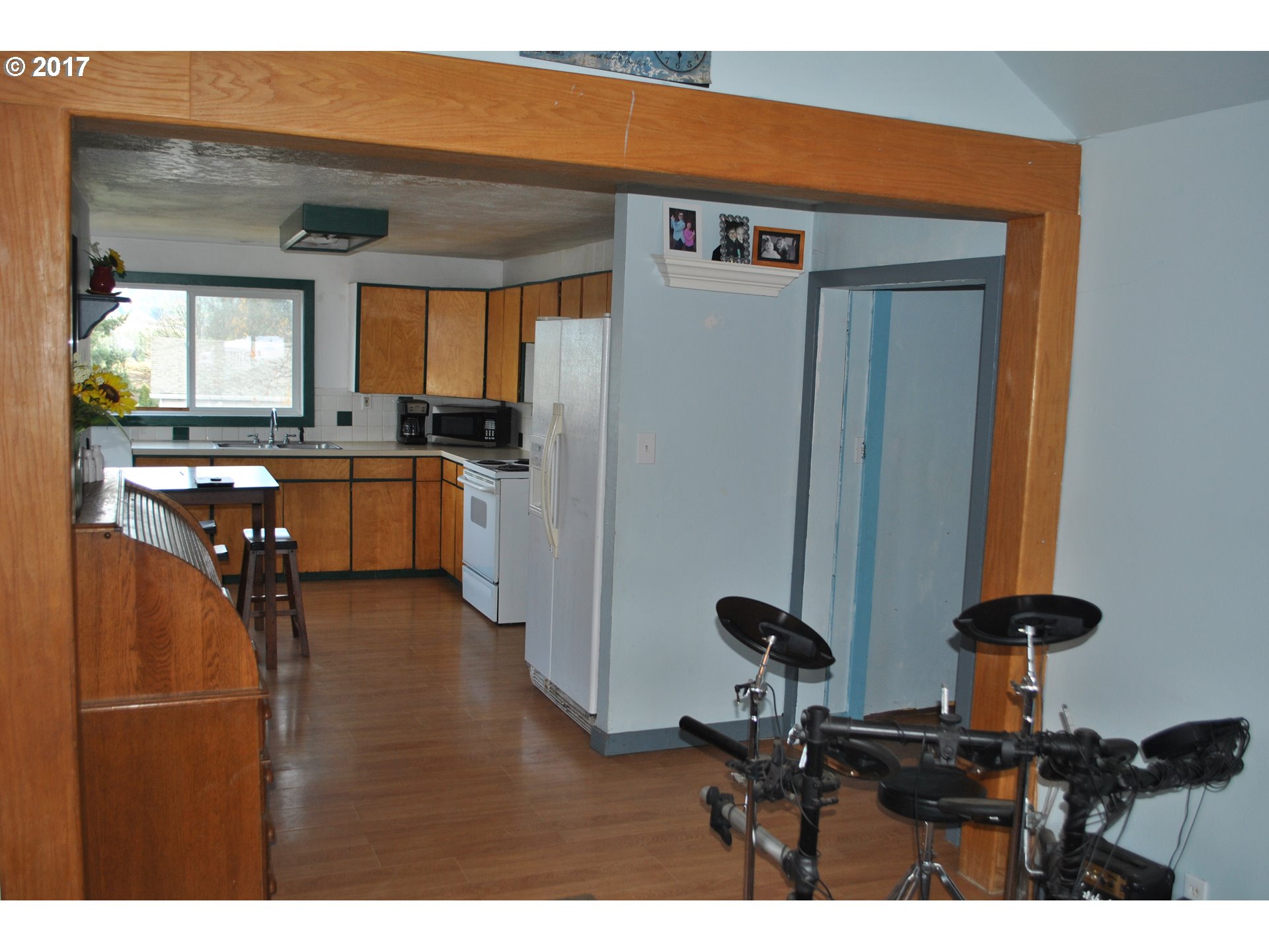407 3rd Street Gaston, OR 97119 - Photo 8 of 17 Gallery Image 8