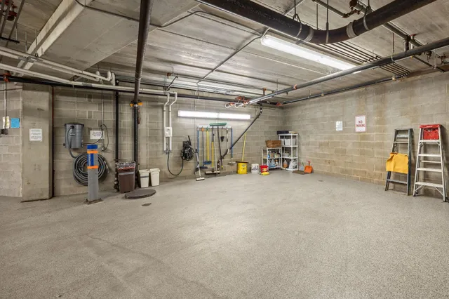 $229,900 | 110696 Village Road, Unit 219, Chaska, MN 55318