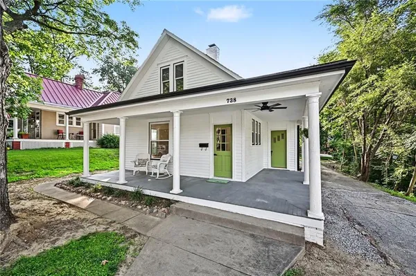 $379,900 | 738 Welt Street, Weston, MO 64098