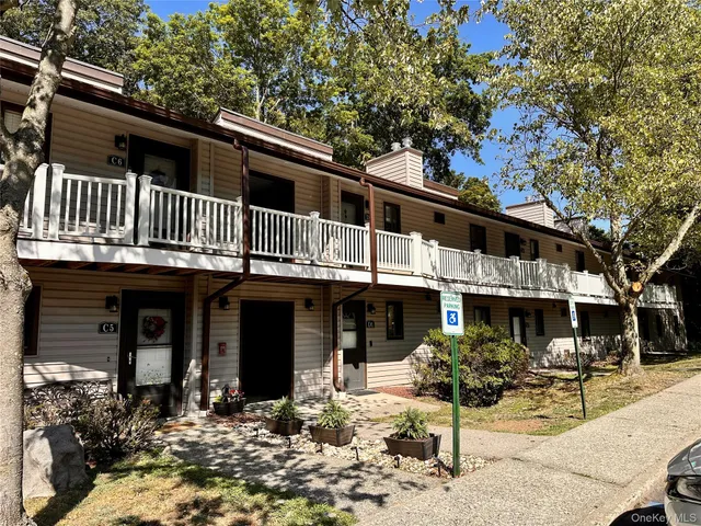 $2,400 | 41 Berwynn Road, Unit D3, Harriman, NY 10926