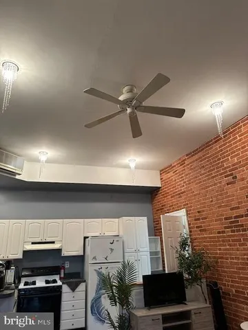 $1,500 | 1110 South Potomac Street, Baltimore, MD 21224