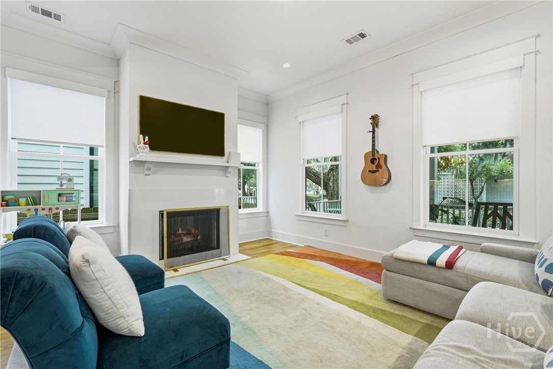 110 East 38th Street Savannah, GA 31401 - Photo 14 of 63