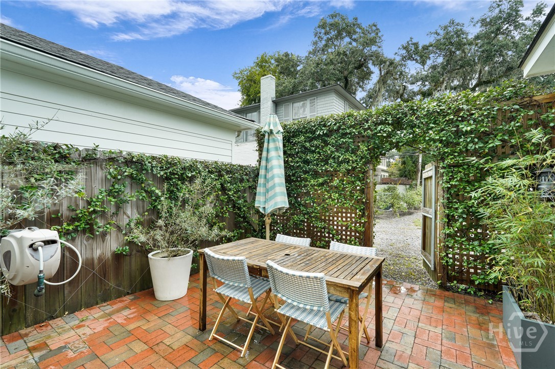 110 East 38th Street Savannah, GA 31401 - Photo 52 of 63