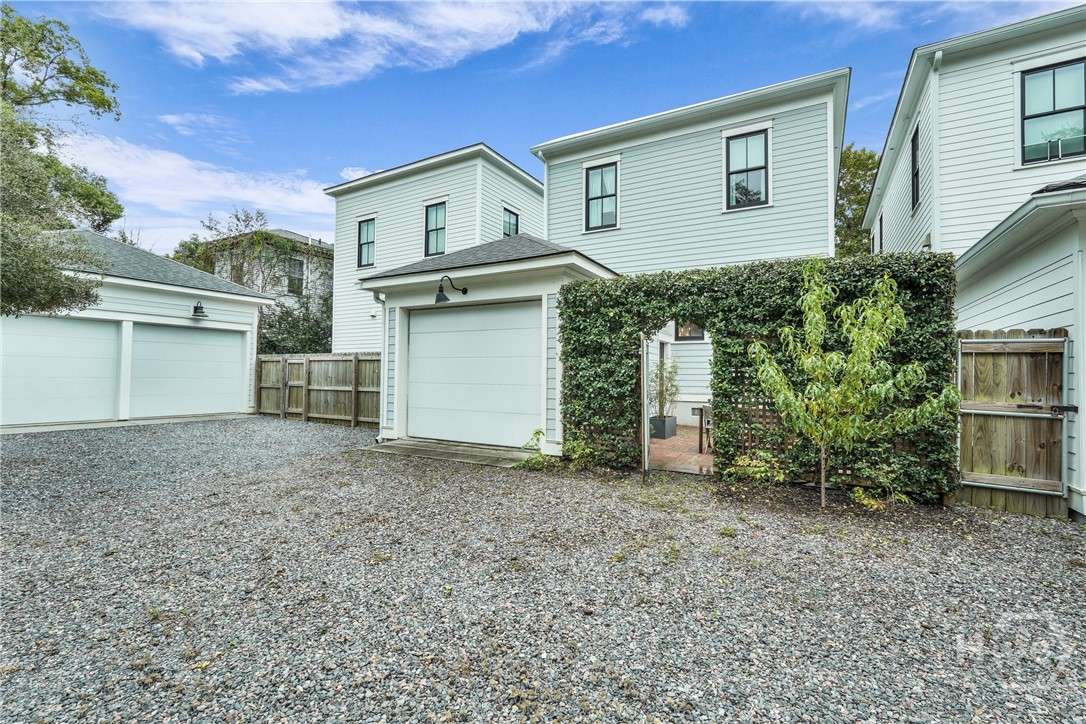 110 East 38th Street Savannah, GA 31401 - Photo 58 of 63