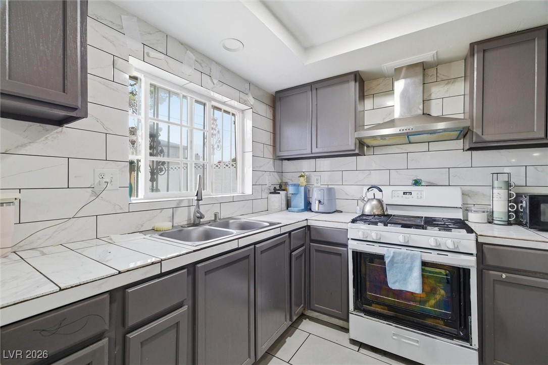 1313 North Mojave Road Las Vegas, NV 89101 - Photo 6 of 22