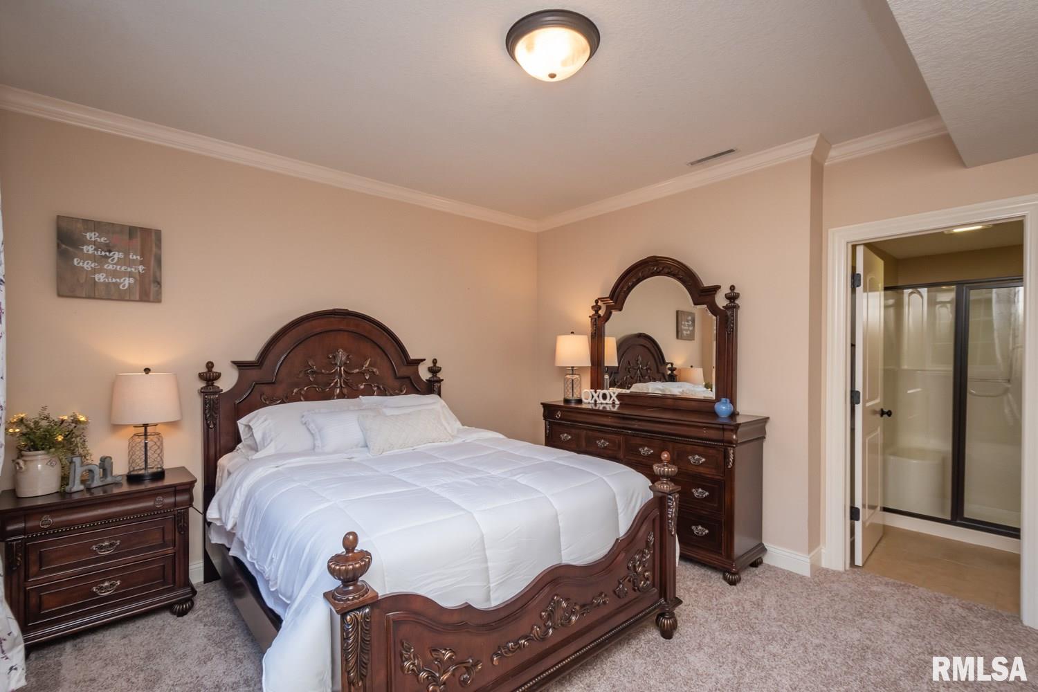 5878 Cardinal Road Bettendorf, IA 52722 - Photo 38 of 50 Gallery Image 38