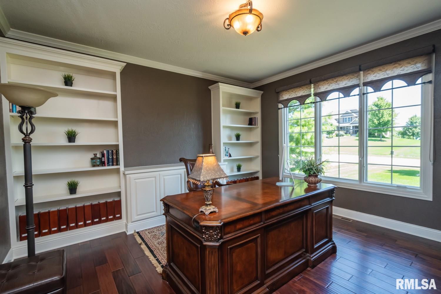 5878 Cardinal Road Bettendorf, IA 52722 - Photo 5 of 50 Gallery Image 5