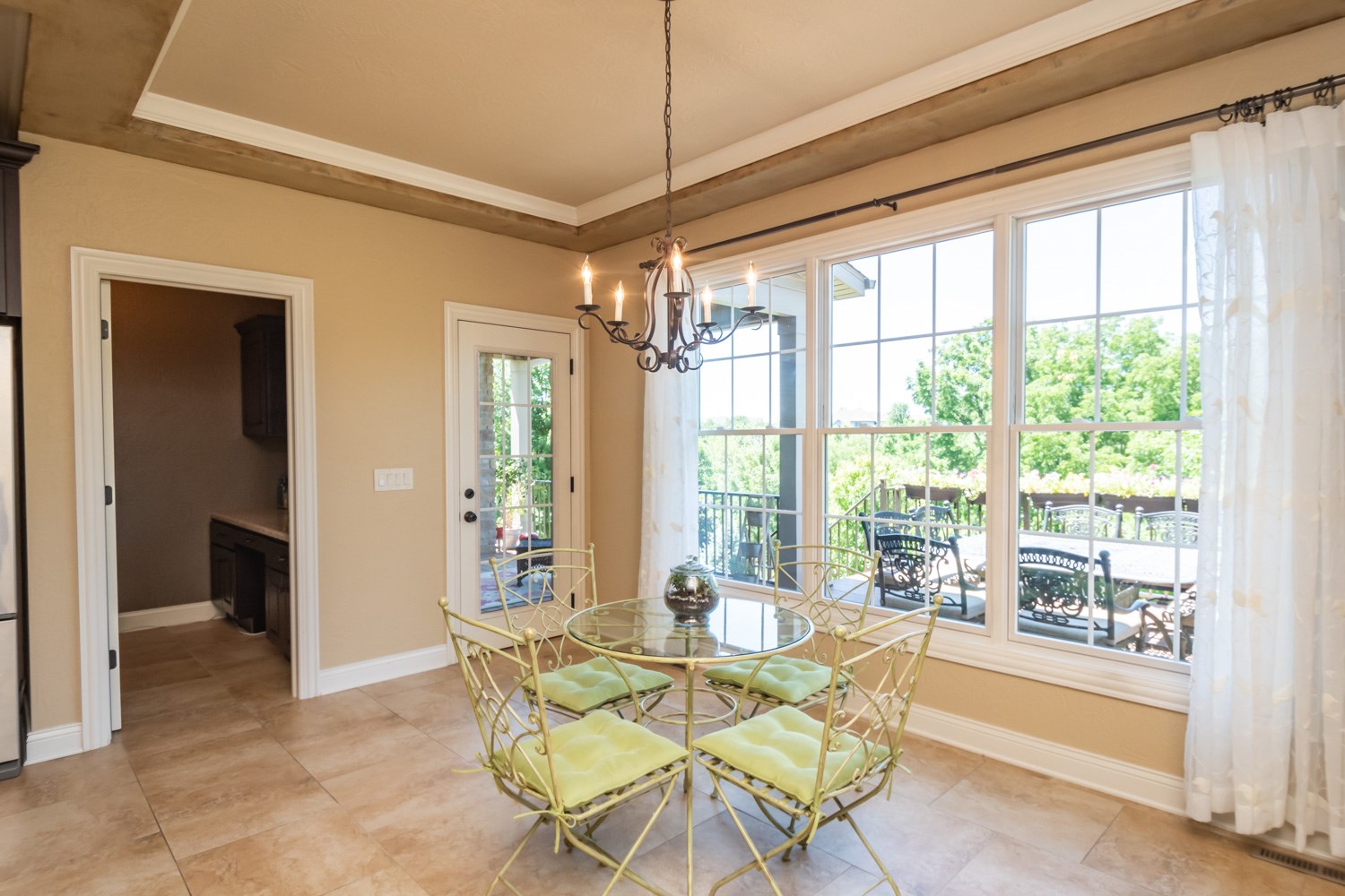 5878 Cardinal Road Bettendorf, IA 52722 - Photo 9 of 50 Gallery Image 9