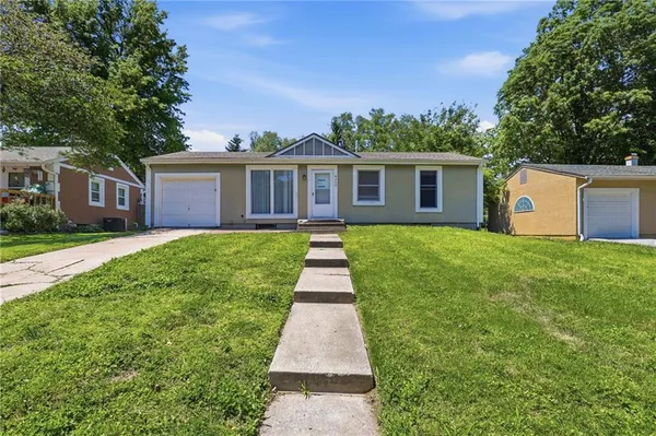 $164,999 | 4300 South Liberty Street, Independence, MO 64055