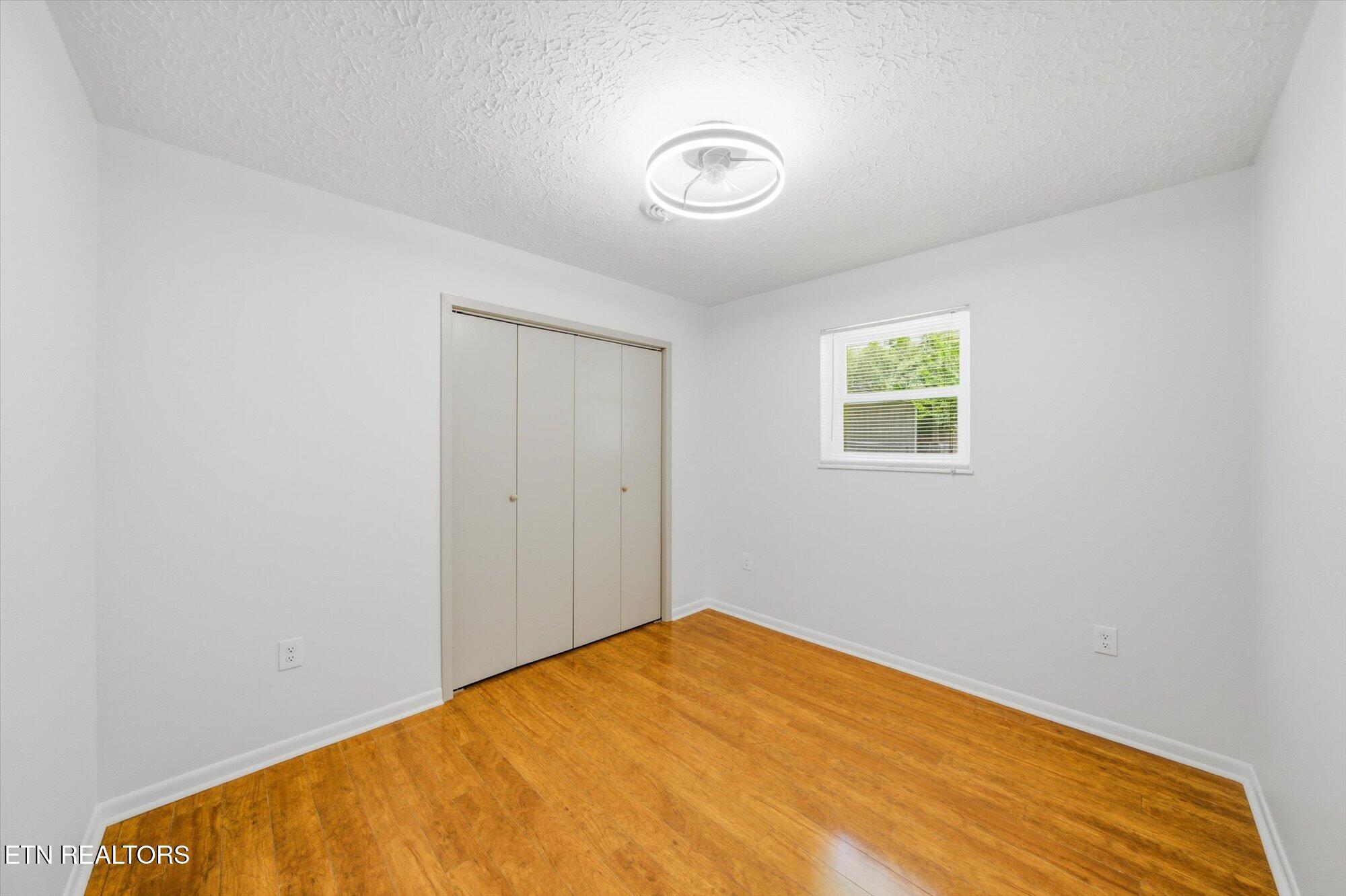 409 Windrush Circle Sevierville, TN 37862 - Photo 14 of 32 21-409-Windrush-Cir-Sevierville-TN-21