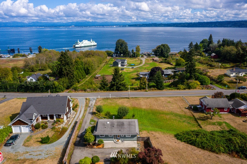 6582 Humphrey Road Clinton, WA 98236 - Photo 3 of 39 an aerial view of multiple house