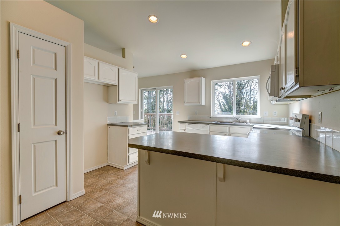 10726 Willow Road Lake Stevens, WA 98258 - Photo 6 of 19